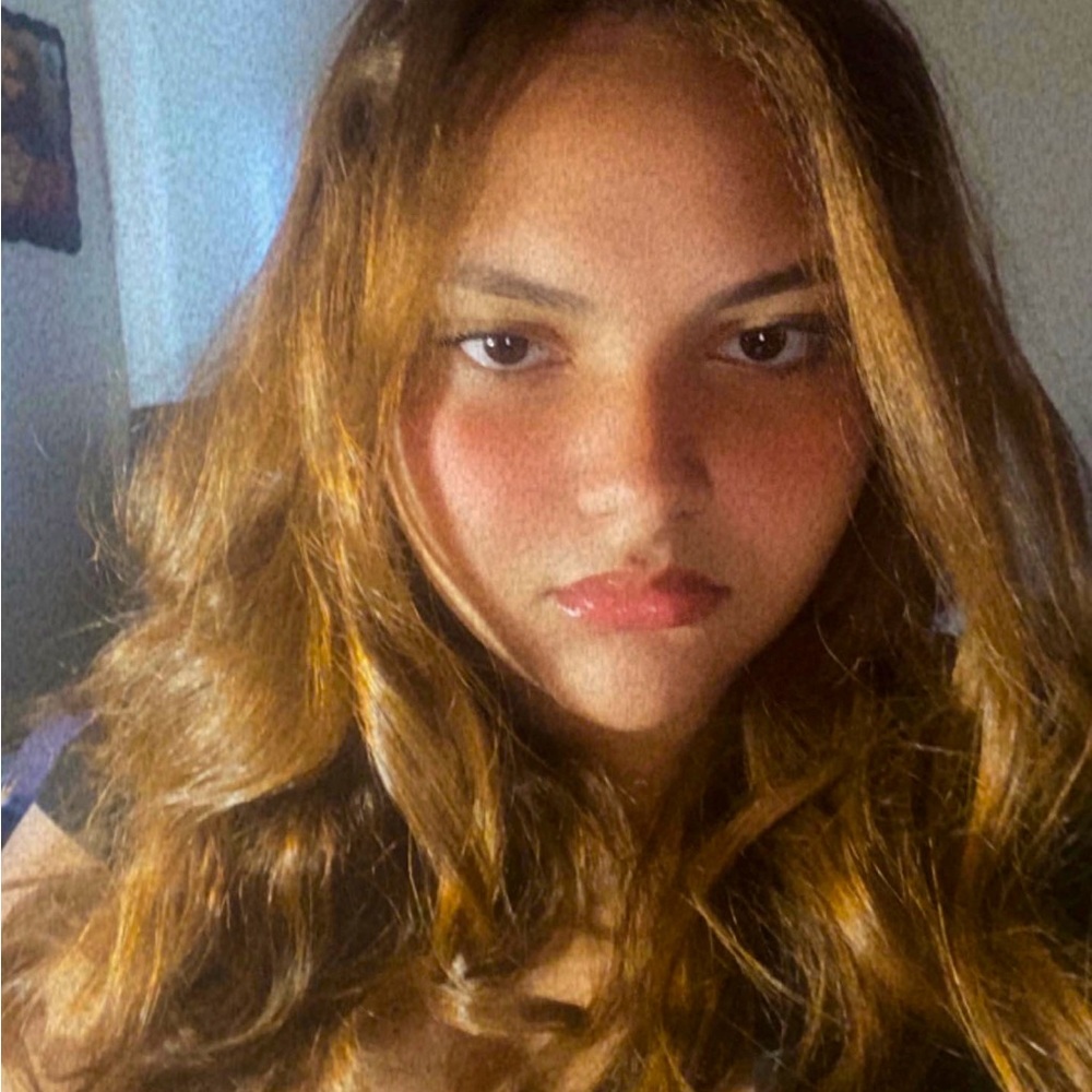 Meet your Posher, Kemely